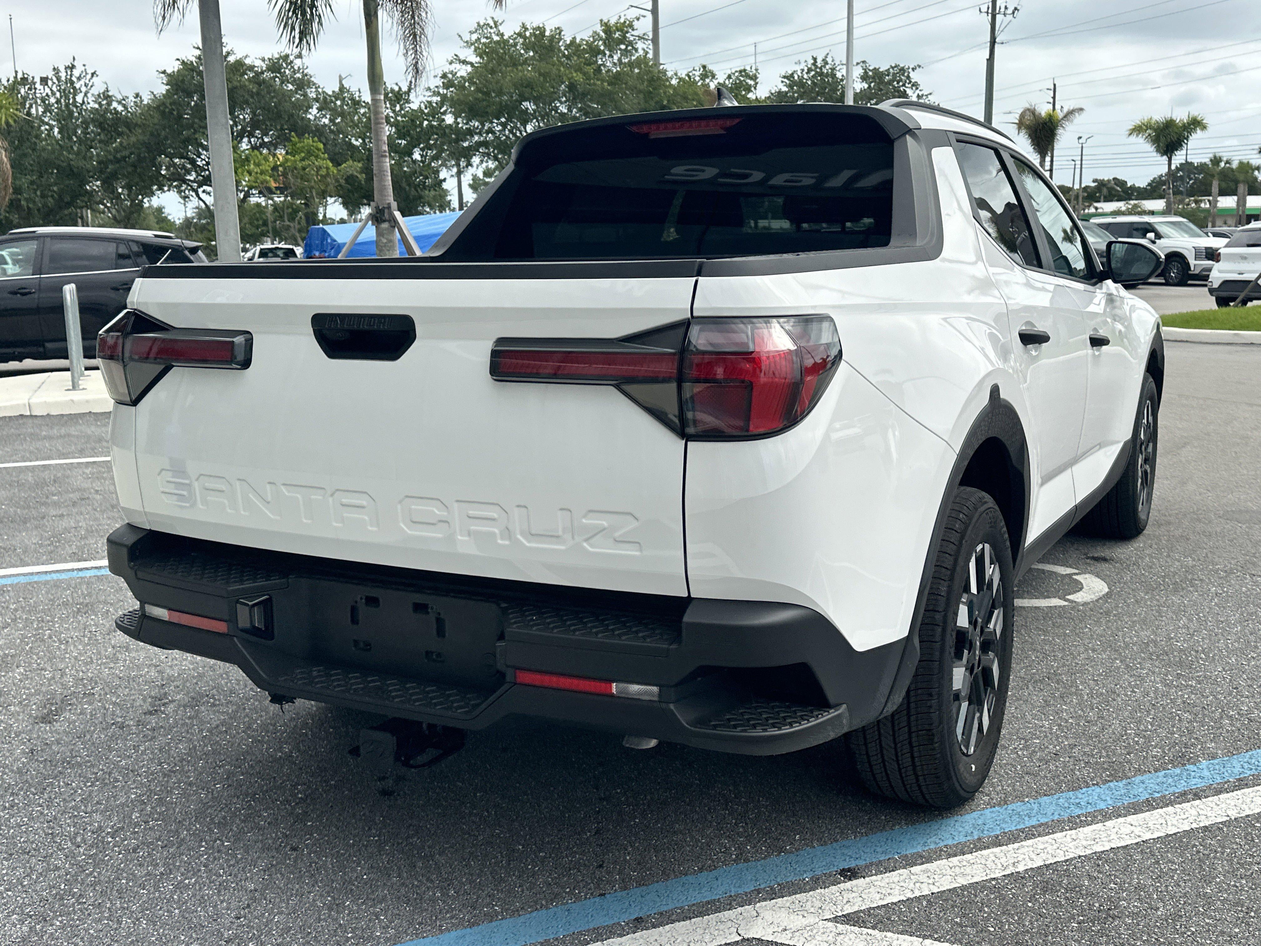 2026 Hyundai Santa Cruz SEL FWD