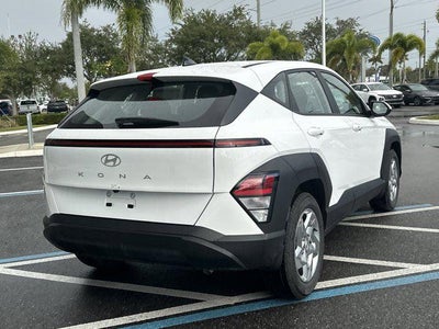 2026 Hyundai Kona SE FWD