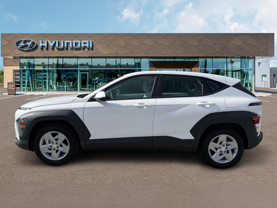 2027 Hyundai Kona SE FWD