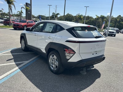 2027 Hyundai Kona SE FWD