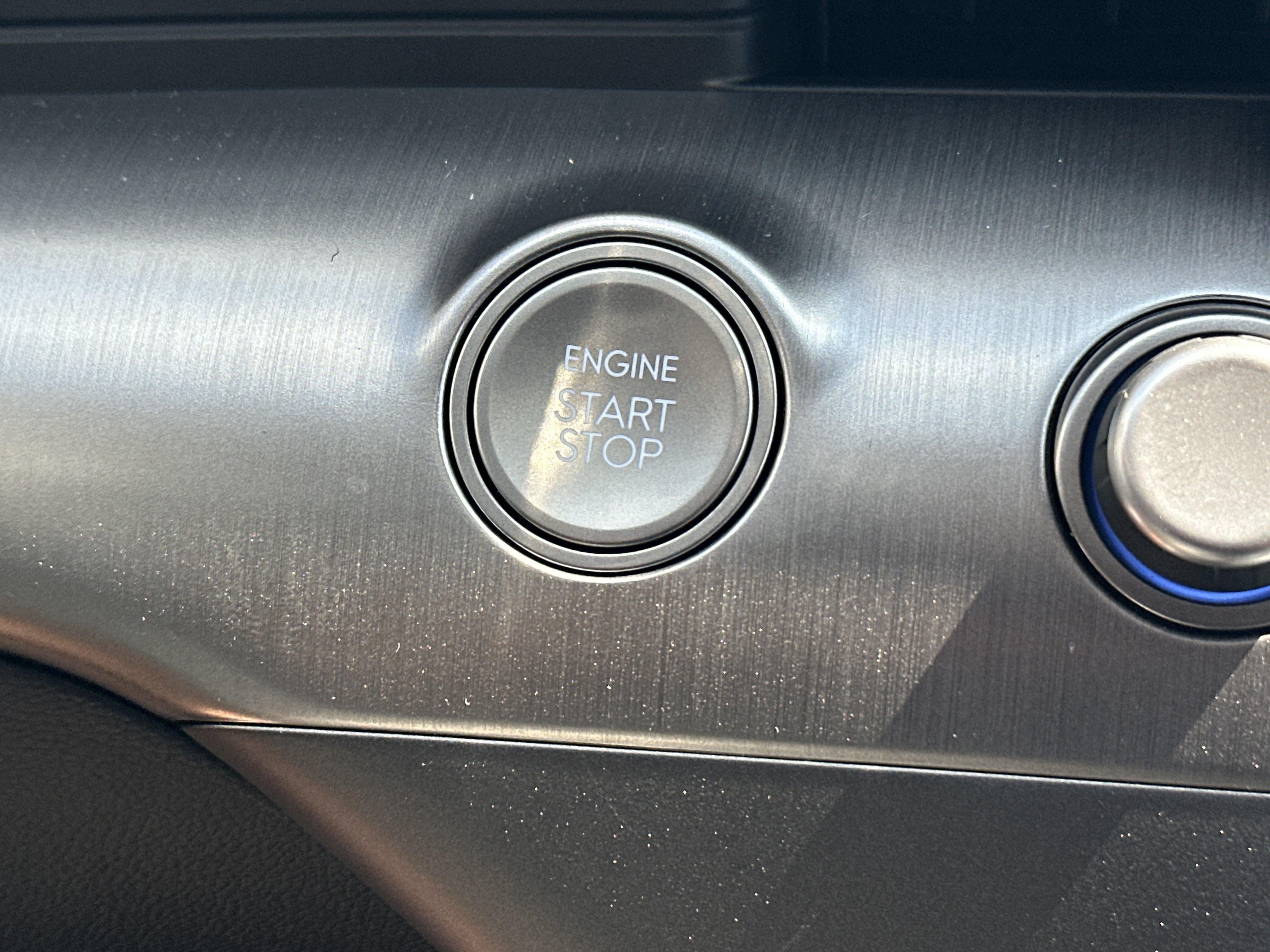 2027 Hyundai Kona SE FWD