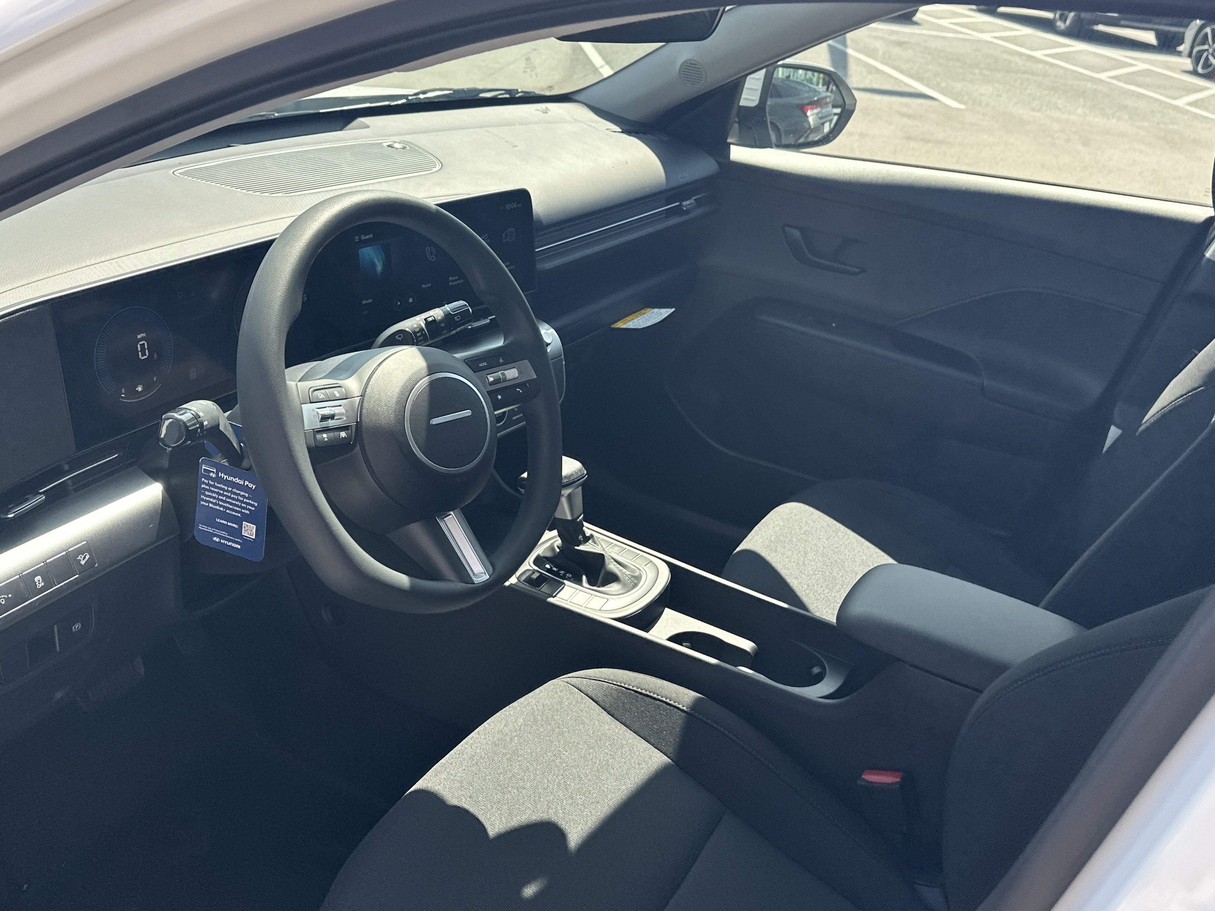 2027 Hyundai Kona SE FWD