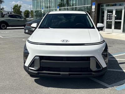 2027 Hyundai Kona SE FWD