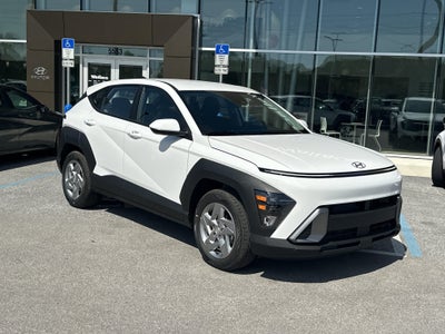2027 Hyundai Kona SE FWD