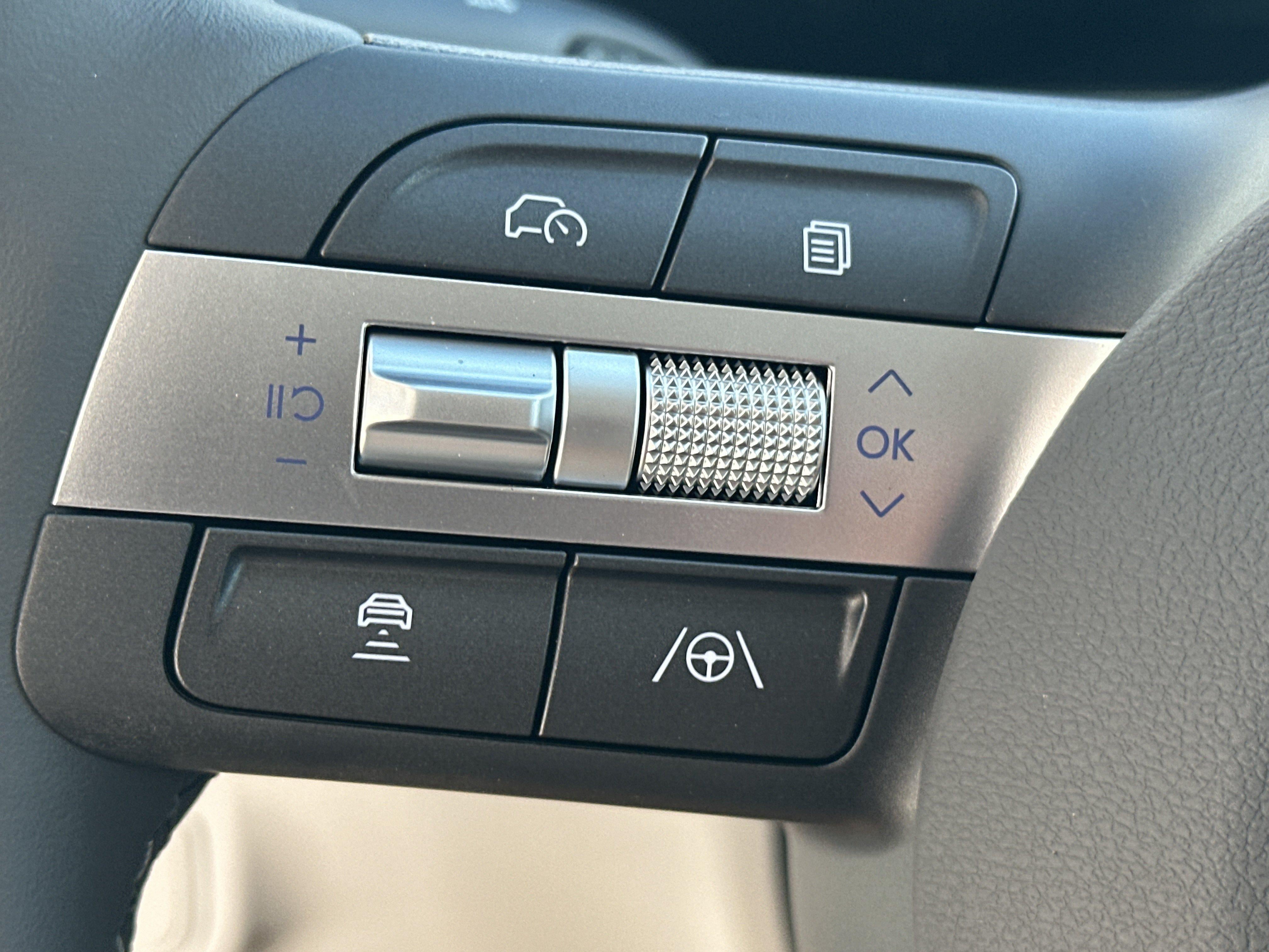 2027 Hyundai Kona SEL Sport FWD