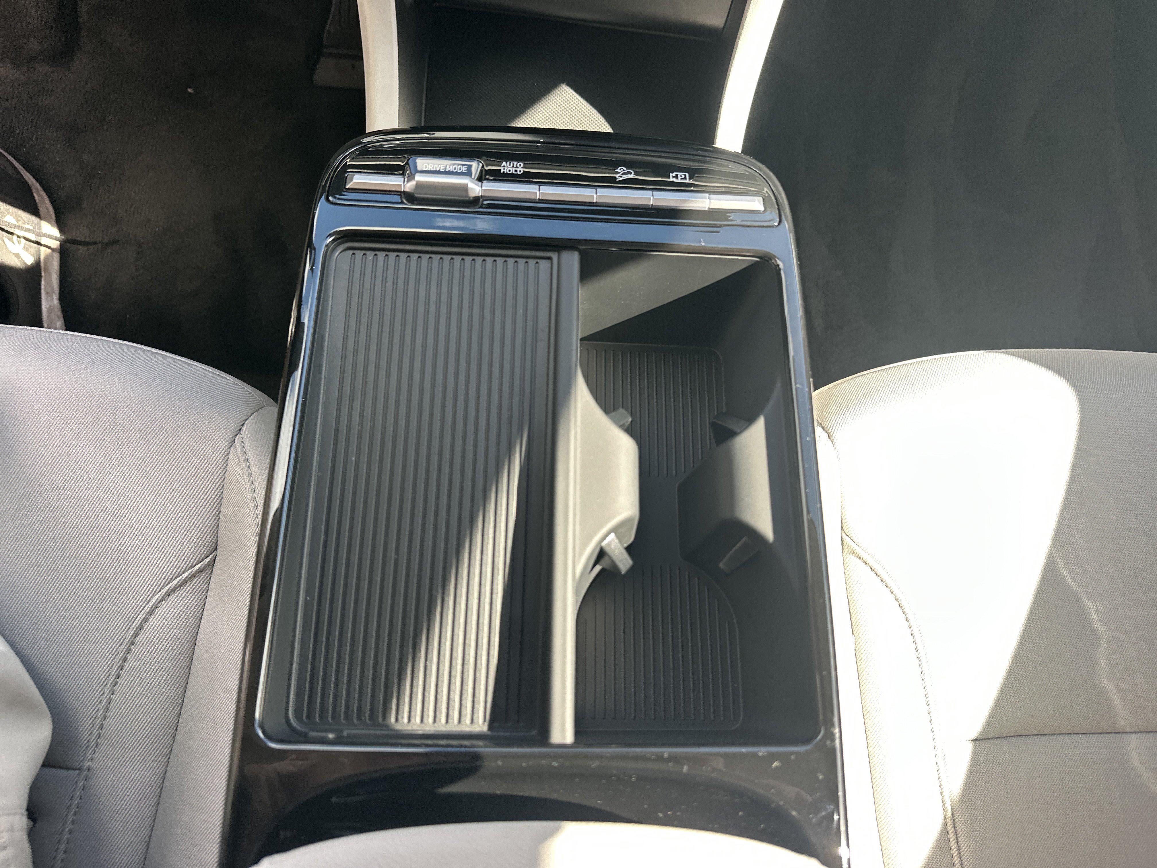 2026 Hyundai Tucson Hybrid SE