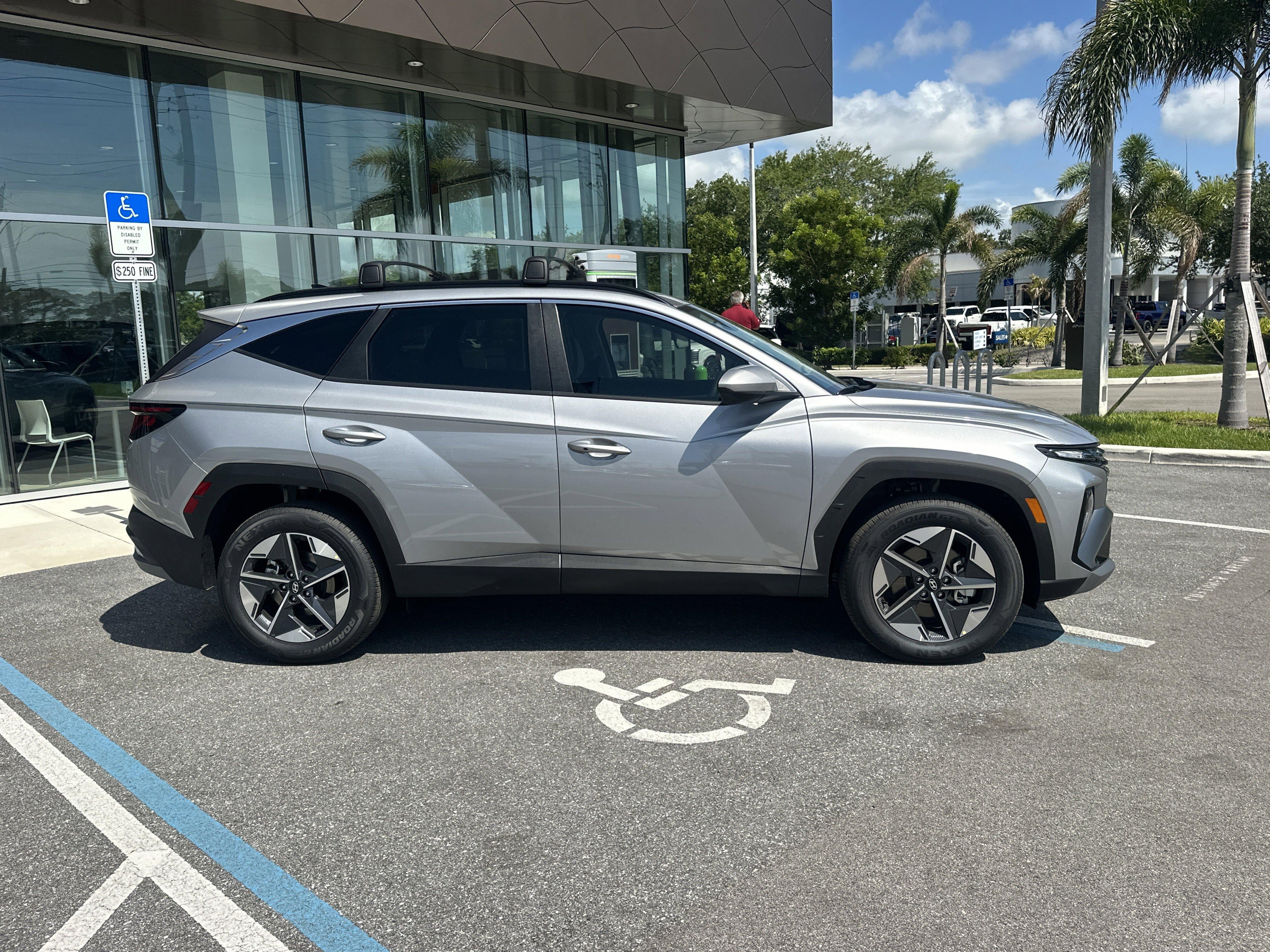 2026 Hyundai Tucson Hybrid SEL AWD
