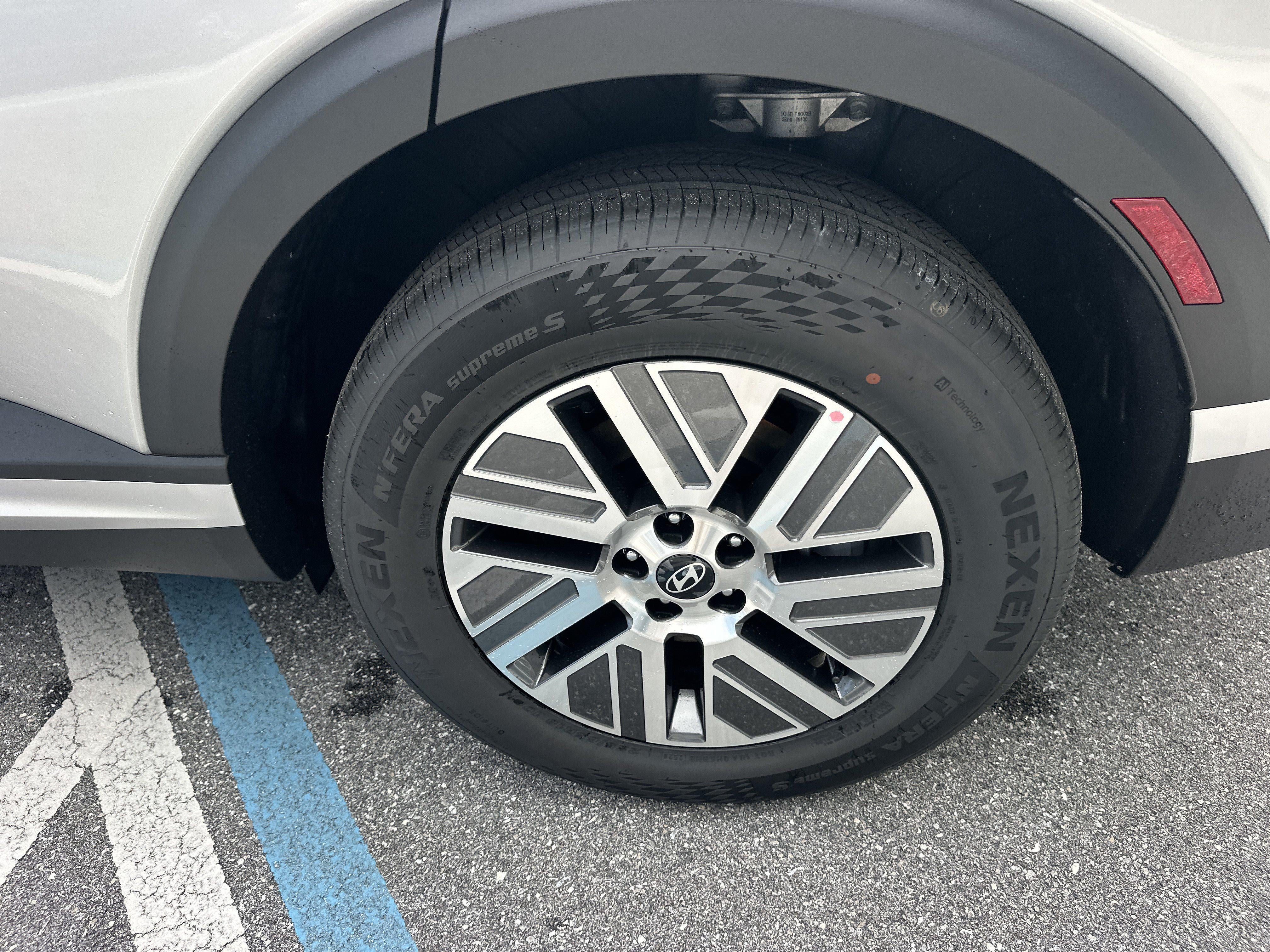 2027 Hyundai Palisade Hybrid Blue SEL Premium 7P