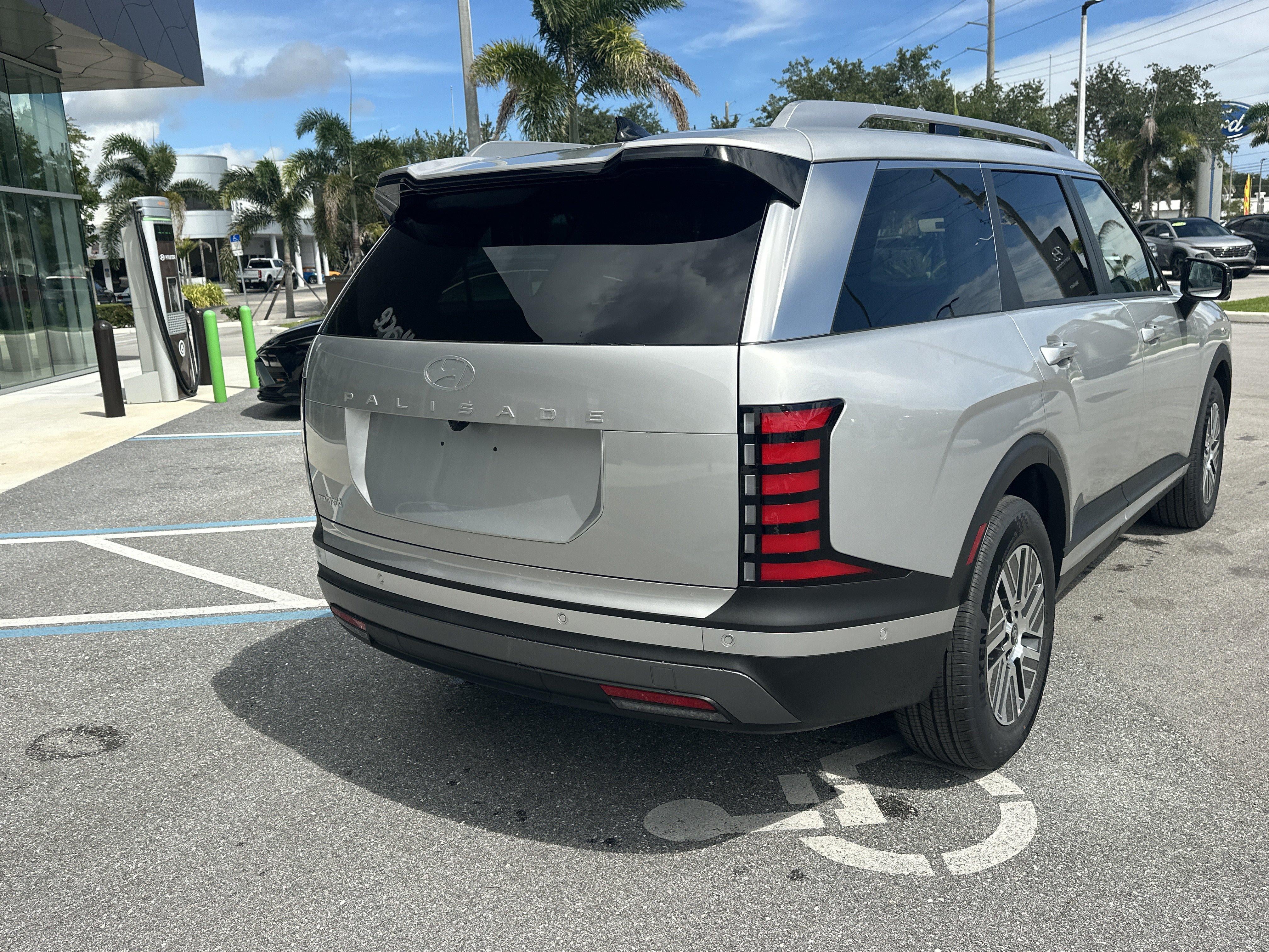 2027 Hyundai Palisade Hybrid Blue SEL Premium 7P