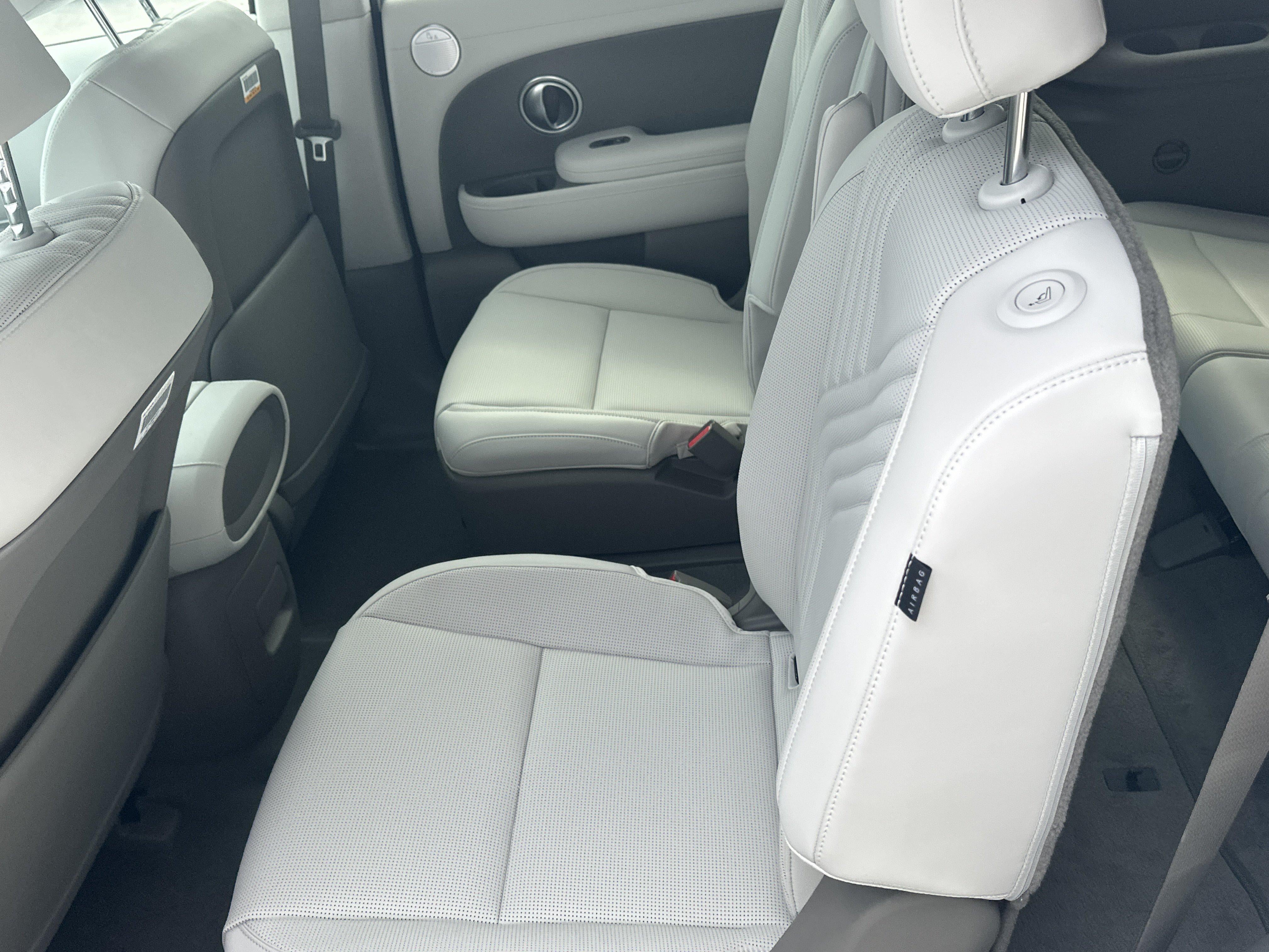 2027 Hyundai Palisade Hybrid SEL Premium