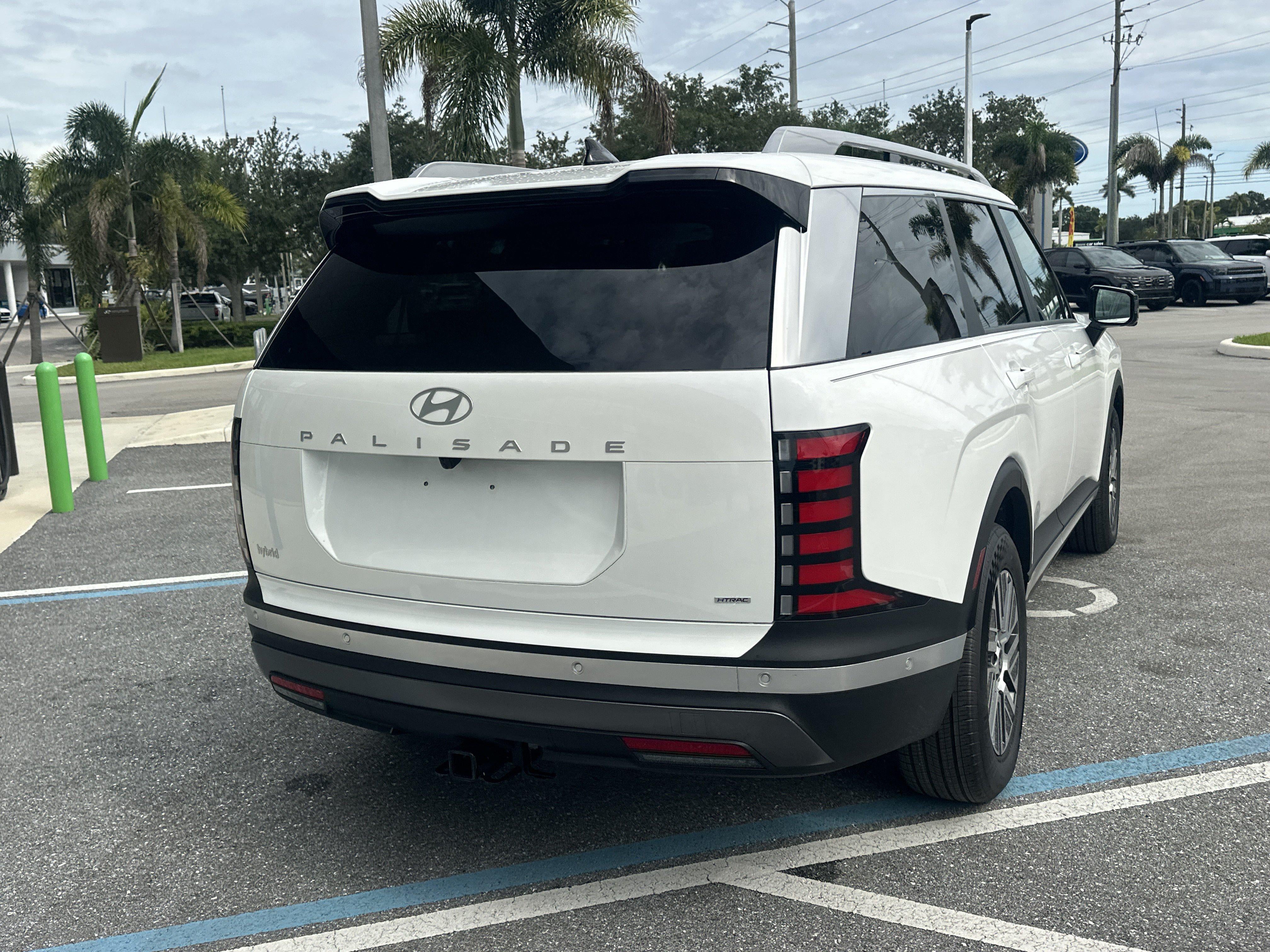 2027 Hyundai Palisade Hybrid SEL Premium