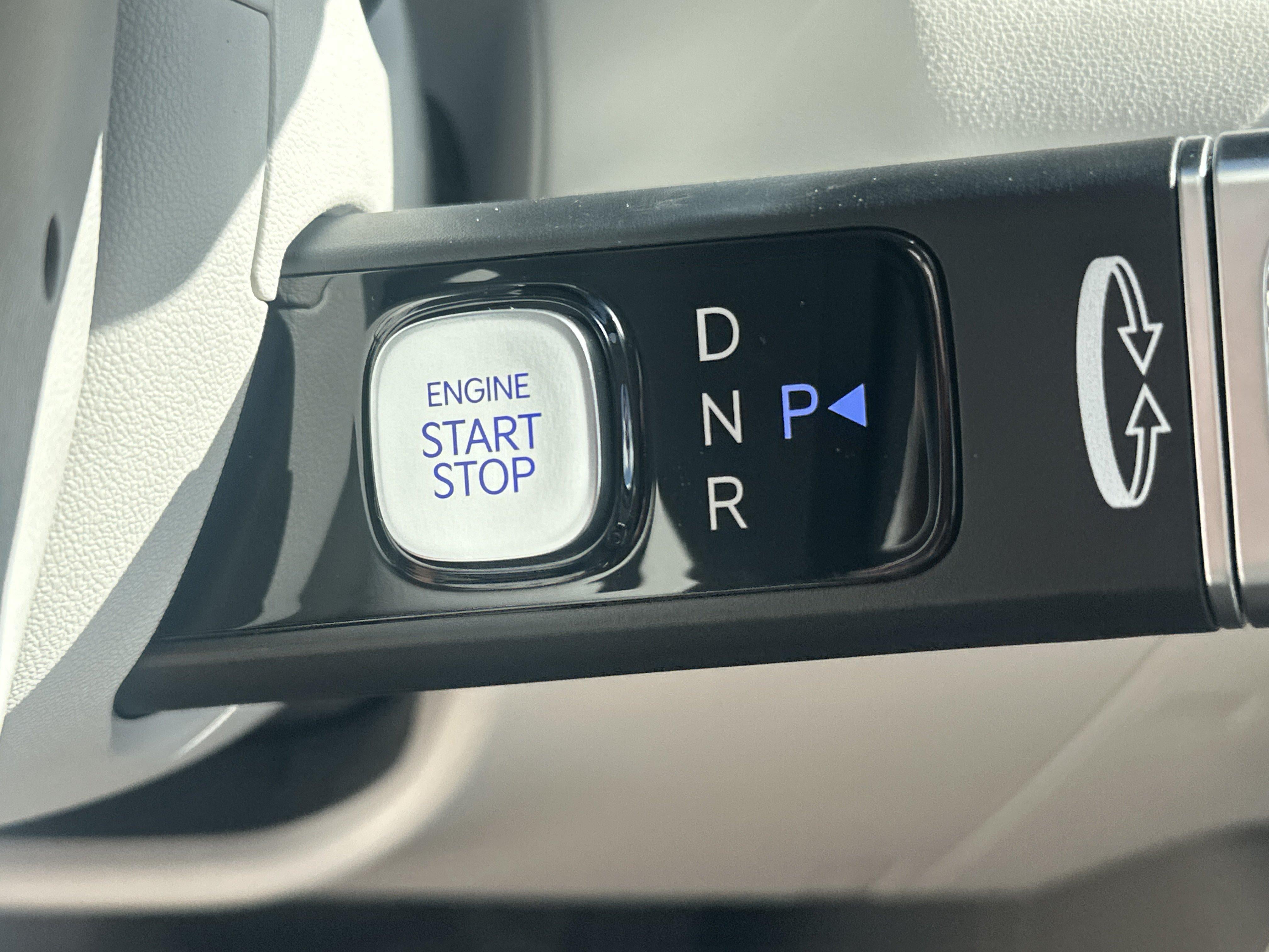 2027 Hyundai Palisade Hybrid Blue SEL 7P