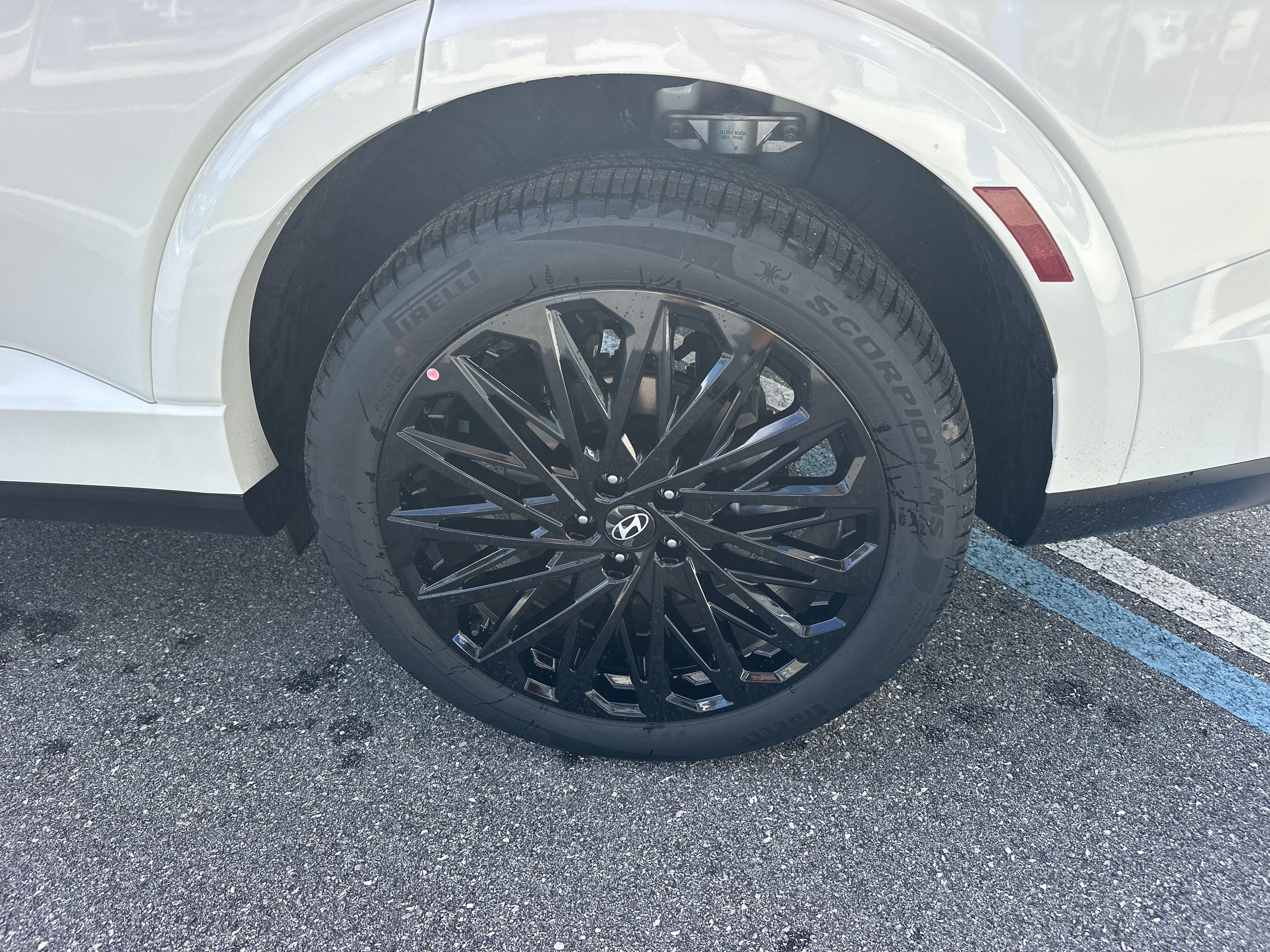 2027 Hyundai Palisade Hybrid Calligraphy Black Ink