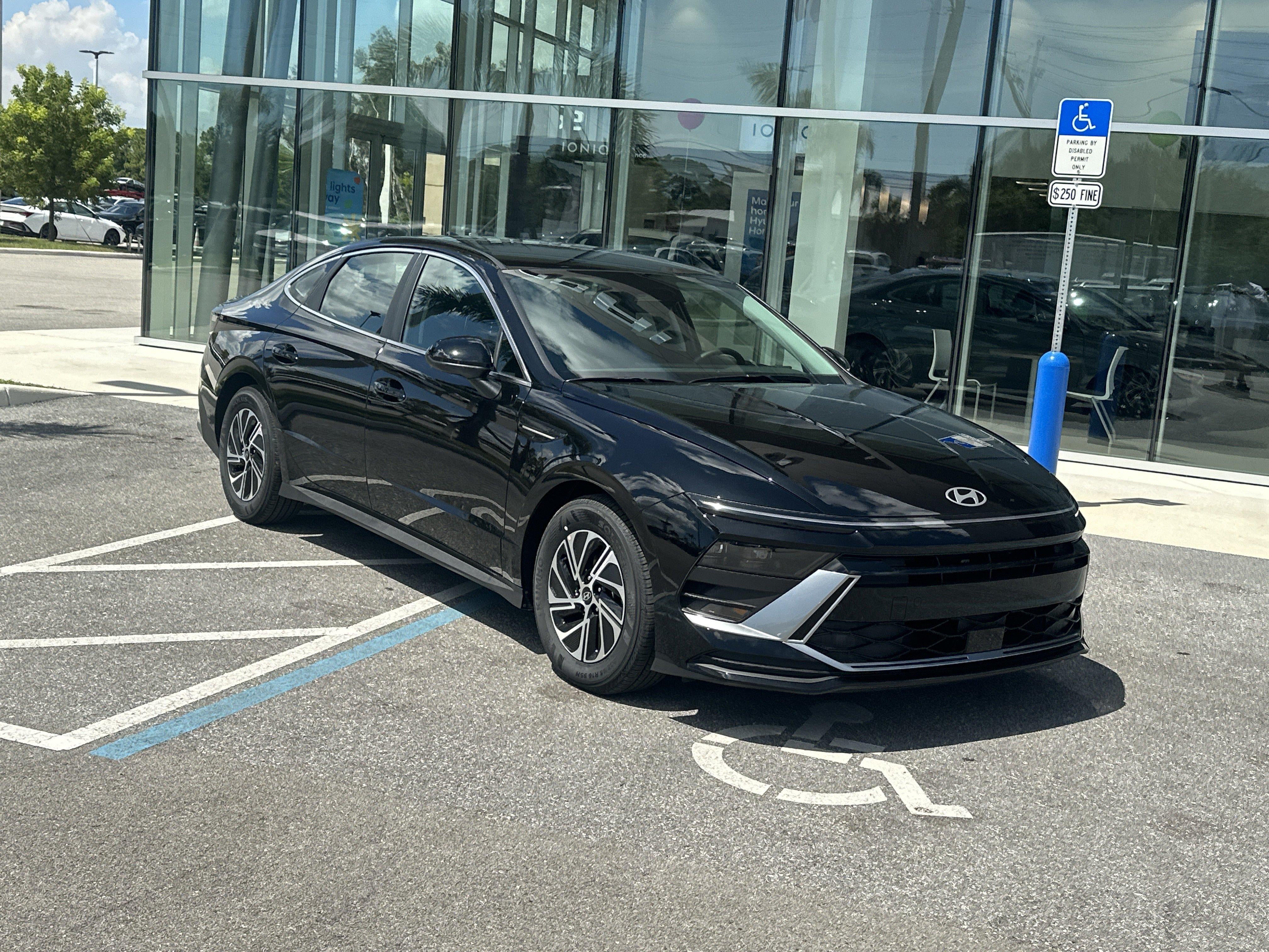 2026 Hyundai Sonata Hybrid Blue