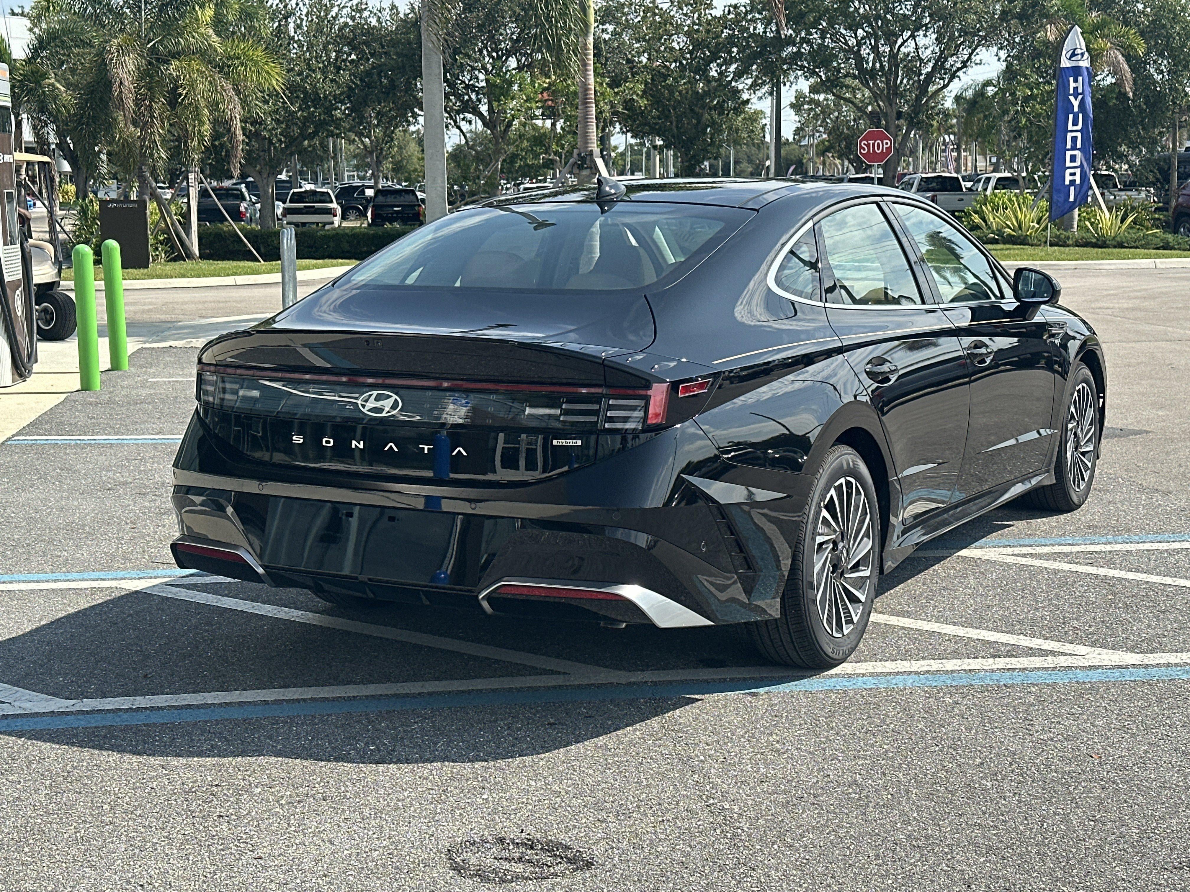 2026 Hyundai Sonata Hybrid Limited