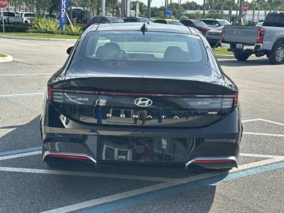 2026 Hyundai Sonata Hybrid Limited