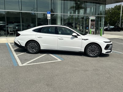 2026 Hyundai Sonata Hybrid Limited