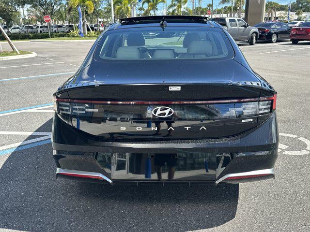 2025 Hyundai Sonata Hybrid Limited