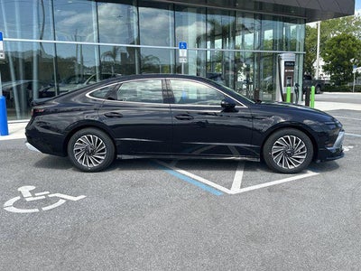 2026 Hyundai Sonata Hybrid Limited
