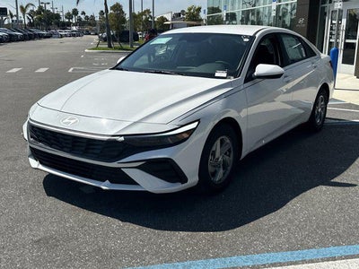 2026 Hyundai Elantra SE