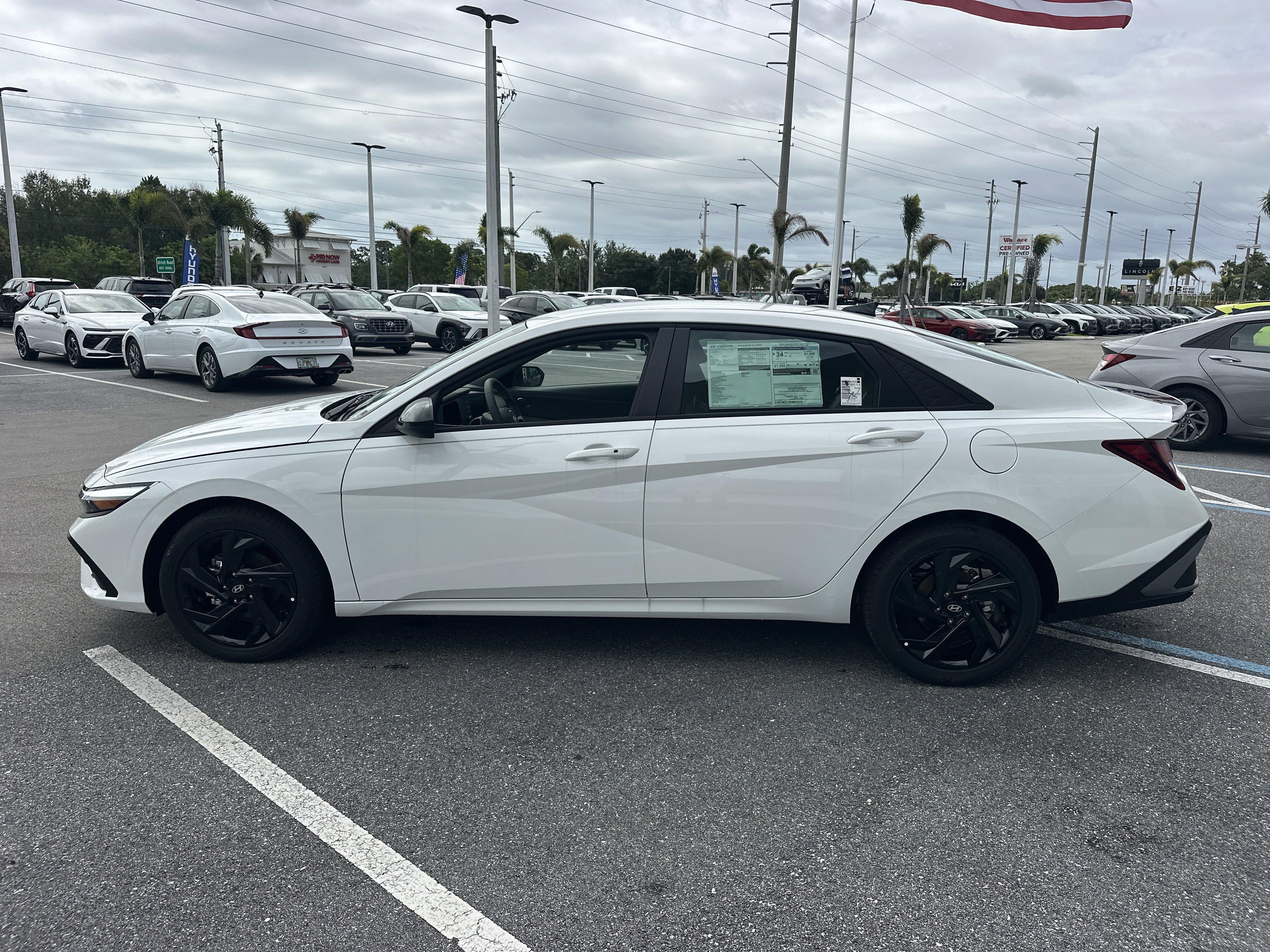 2026 Hyundai Elantra SEL Sport
