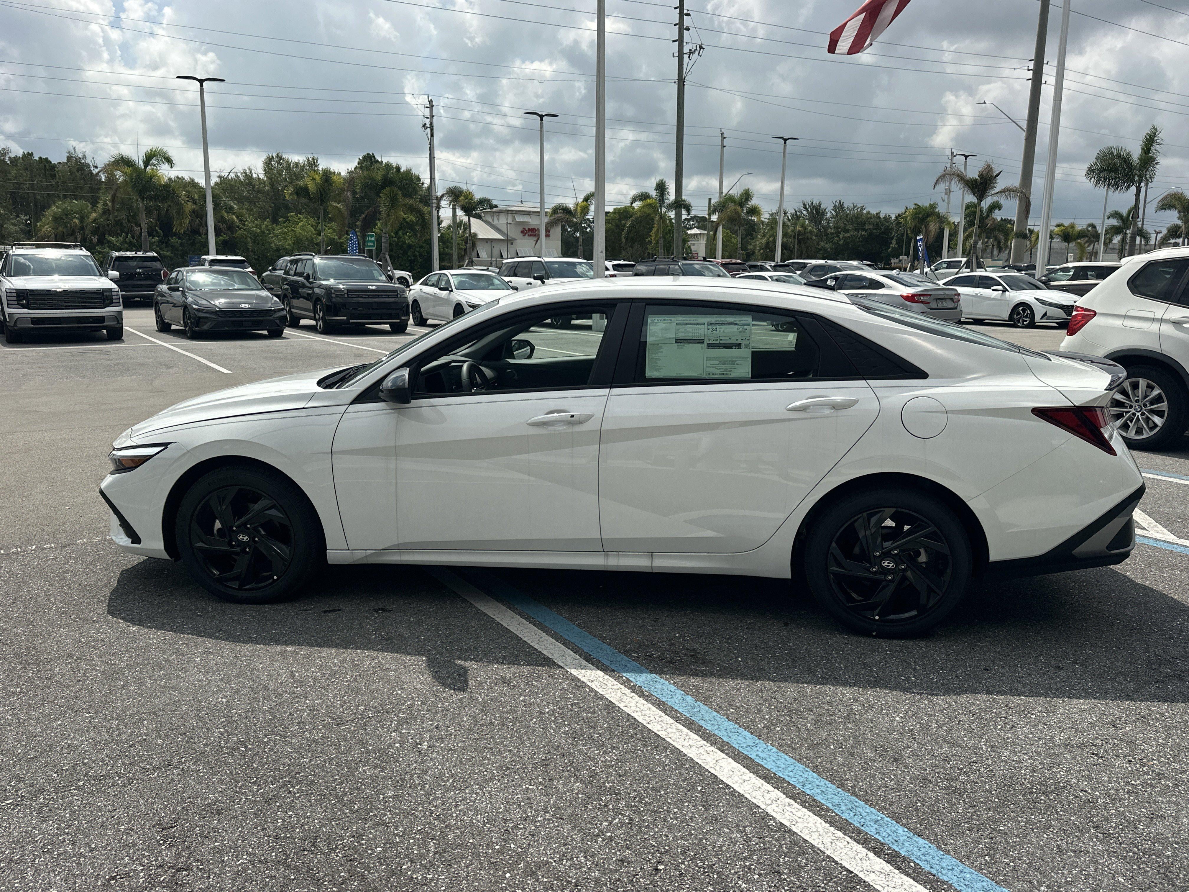 2026 Hyundai Elantra SEL Sport