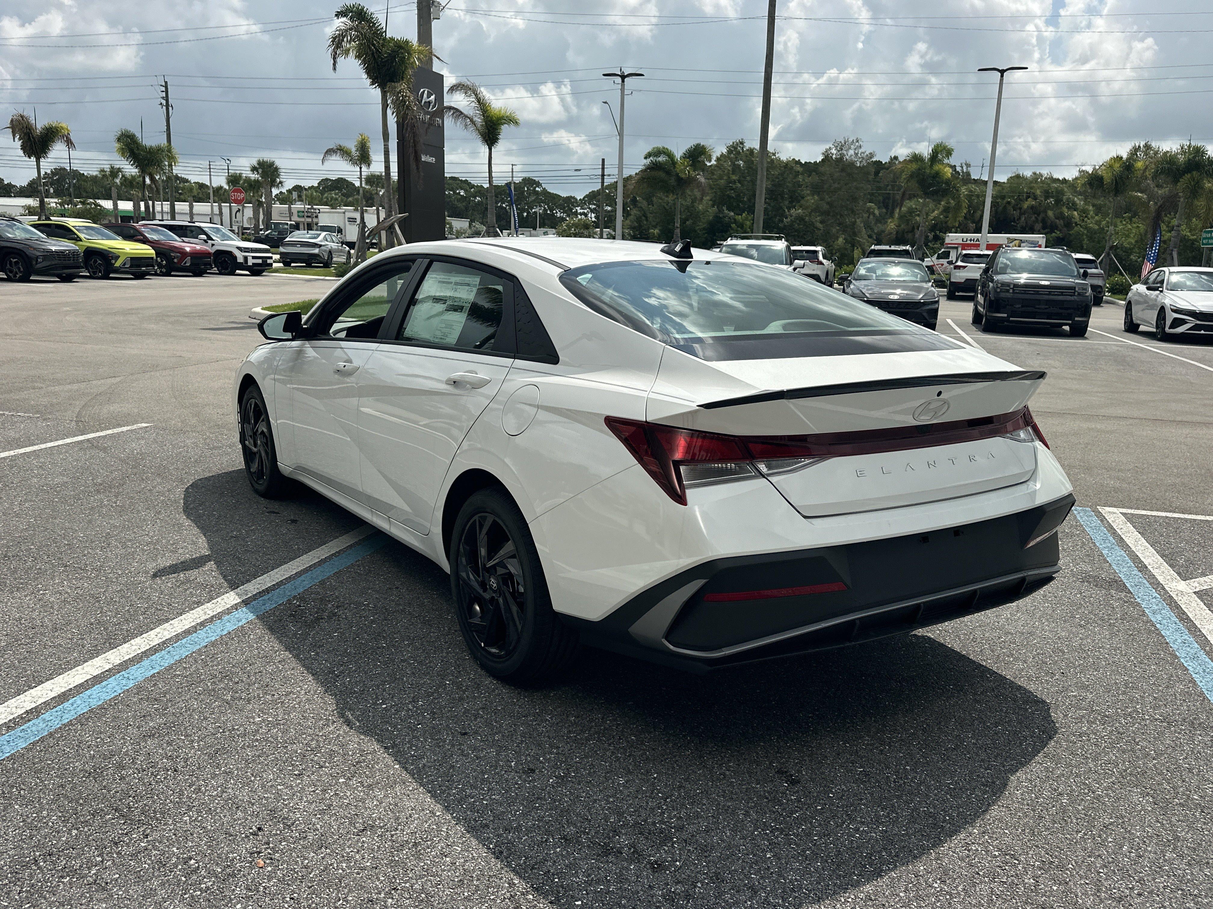 2026 Hyundai Elantra SEL Sport