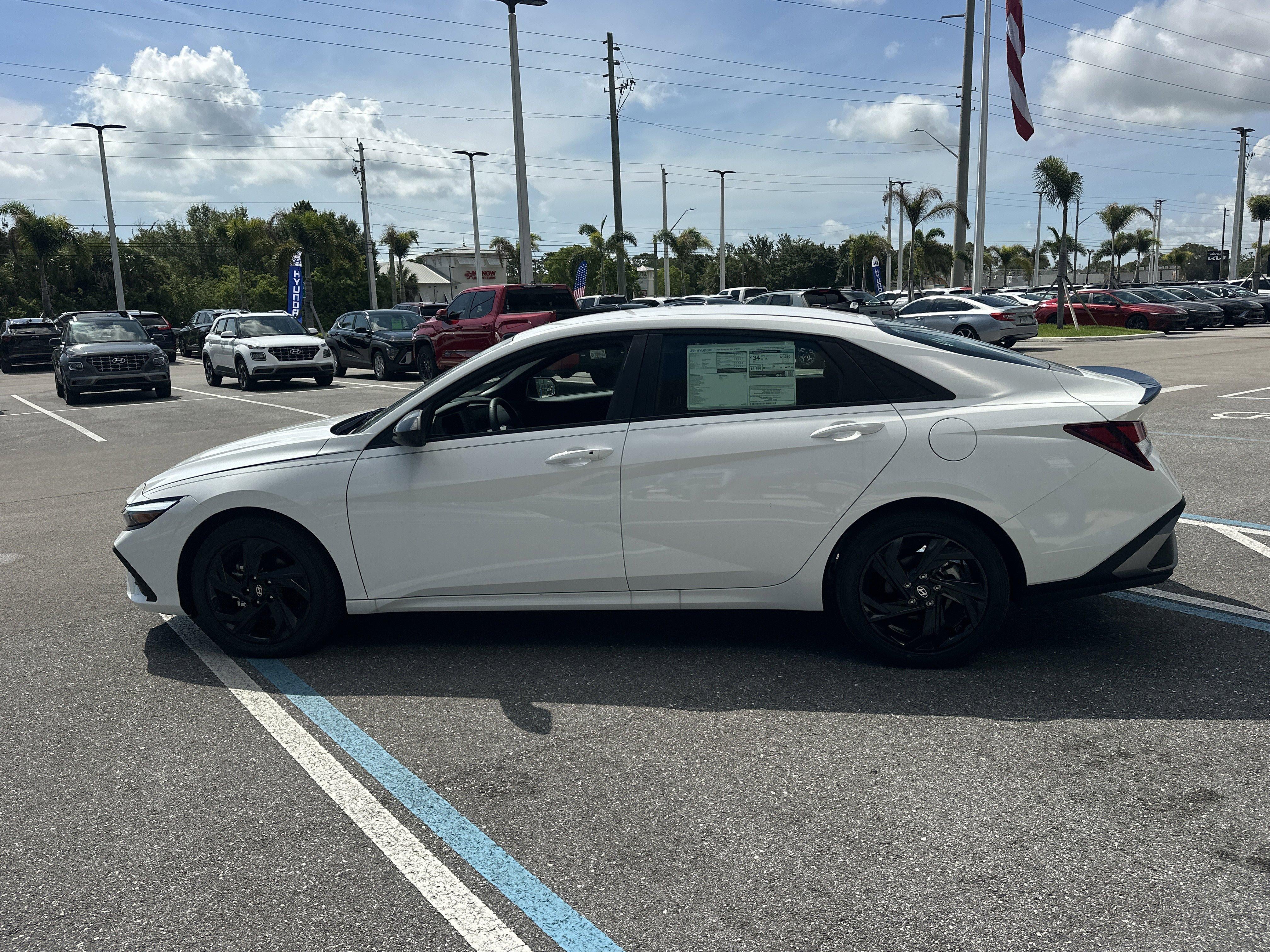 2026 Hyundai Elantra SEL Sport