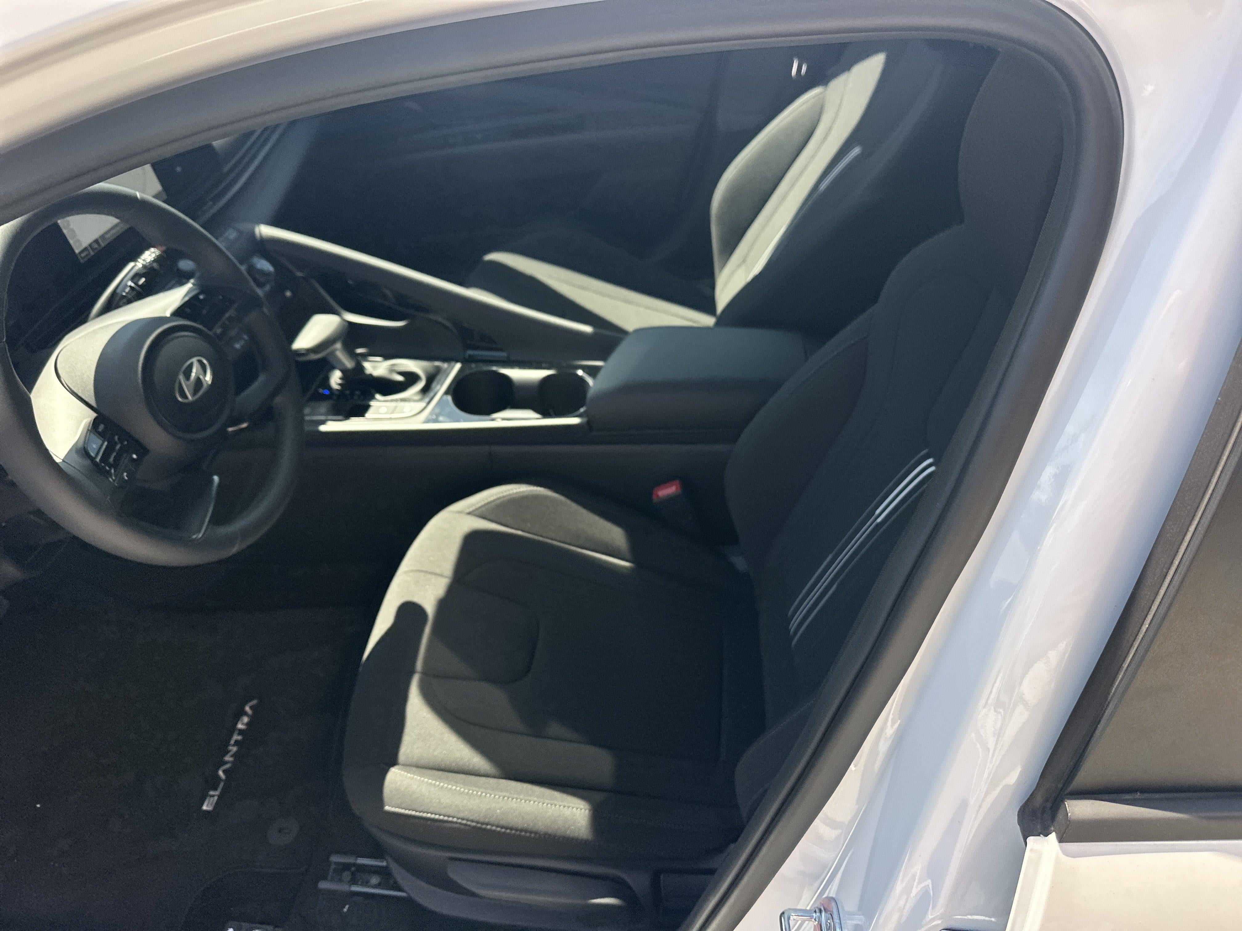 2026 Hyundai Elantra Hybrid SEL Sport