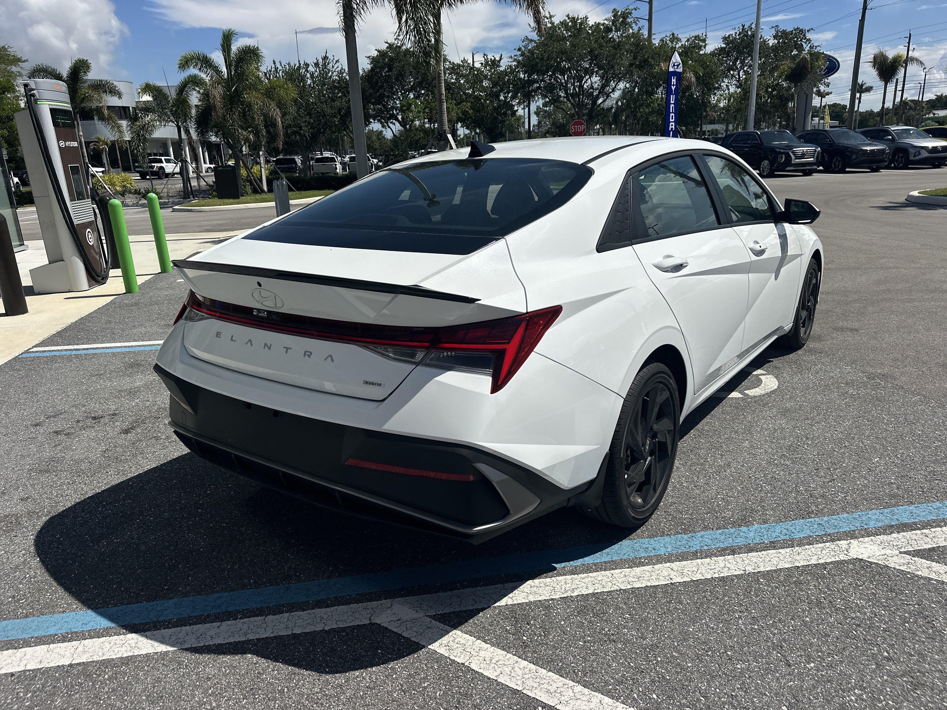 2026 Hyundai Elantra Hybrid SEL Sport