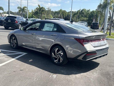 2025 Hyundai Elantra Hybrid SEL Sport