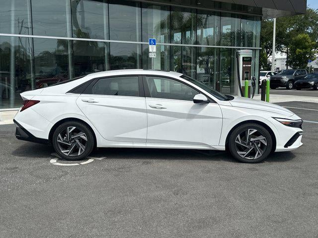 2025 Hyundai Elantra Hybrid Limited