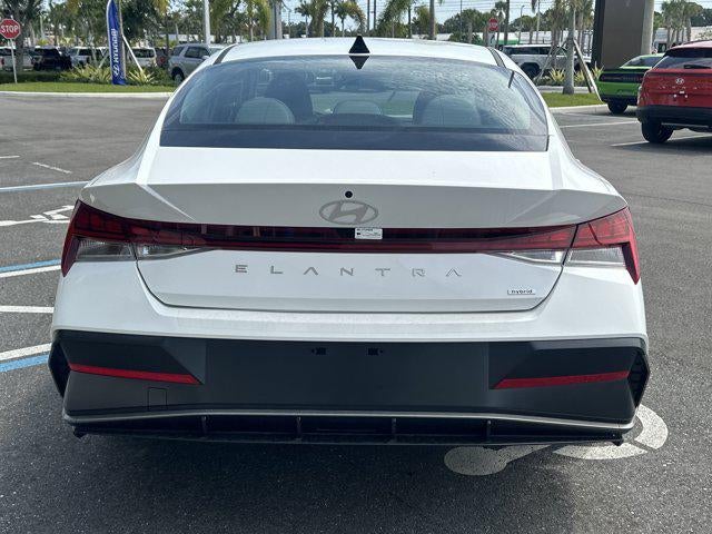 2025 Hyundai Elantra Hybrid Limited