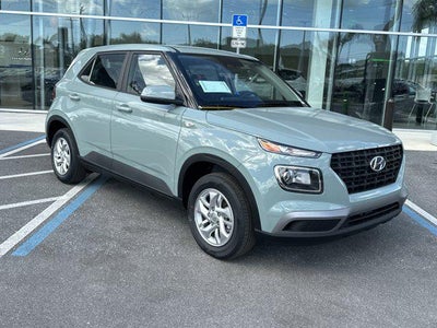 2026 Hyundai Venue SE