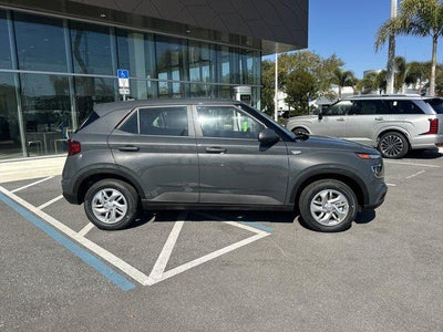 2026 Hyundai Venue SE