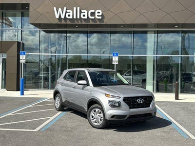 2026 Hyundai Venue SE