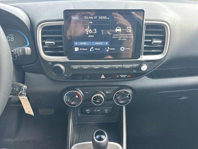 2026 Hyundai Venue SE