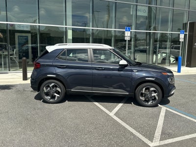 2026 Hyundai Venue SEL w/Two-Tone Roof