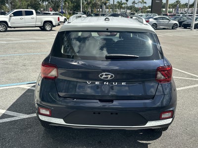 2026 Hyundai Venue SEL w/Two-Tone Roof