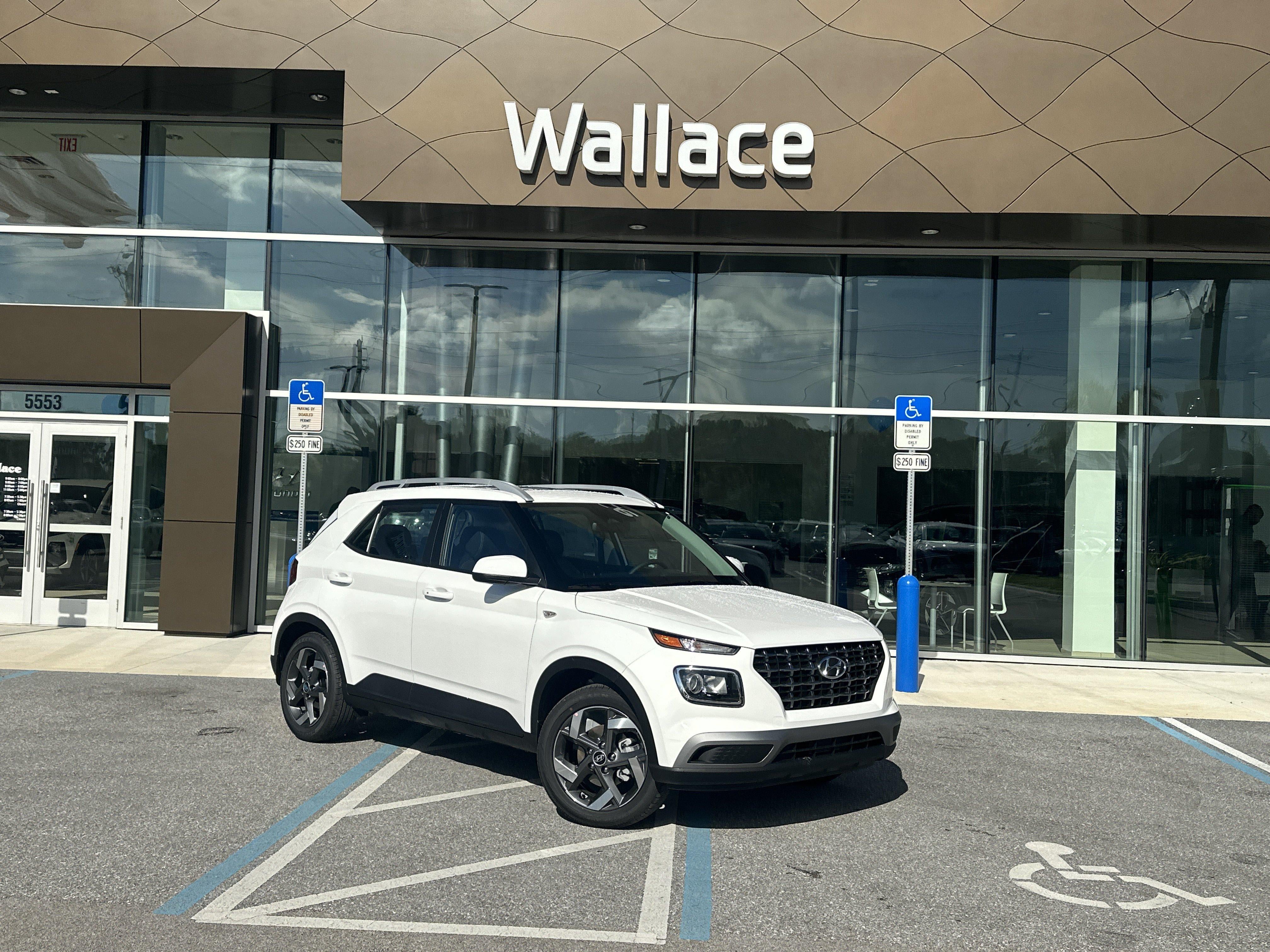 2026 Hyundai Venue SEL w/Two-Tone Roof