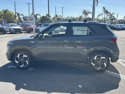 2026 Hyundai Venue SEL w/Two-Tone Roof