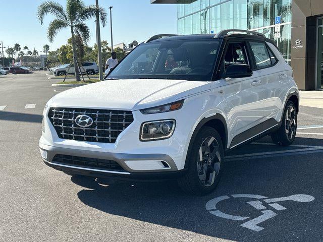 2026 Hyundai Venue SEL w/Two-Tone Roof