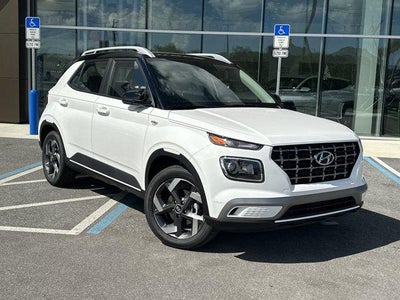2026 Hyundai Venue SEL w/Two-Tone Roof