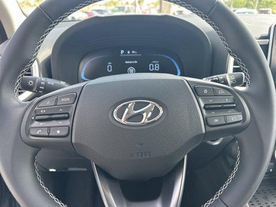 2026 Hyundai Venue SEL w/Two-Tone Roof