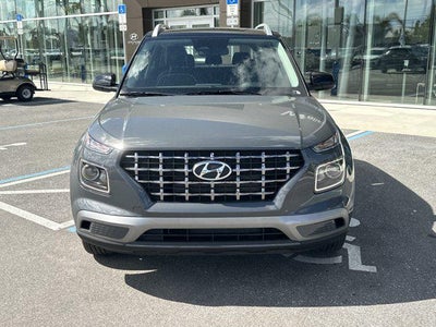 2026 Hyundai Venue SEL w/Two-Tone Roof