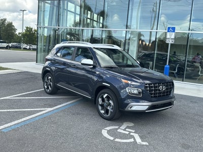2026 Hyundai Venue SEL w/Two-Tone Roof