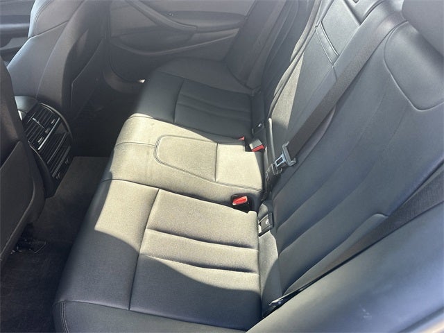 2019 BMW 5 Series 530i