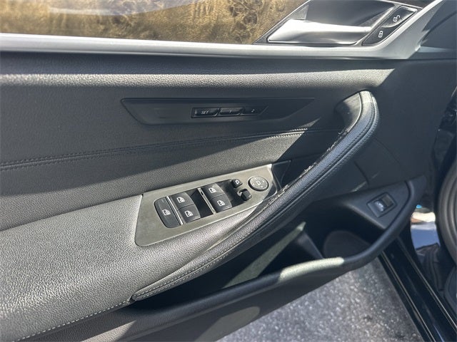 2019 BMW 5 Series 530i