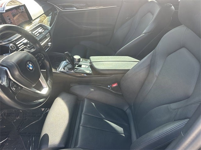 2019 BMW 5 Series 530i