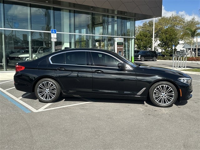 2019 BMW 5 Series 530i